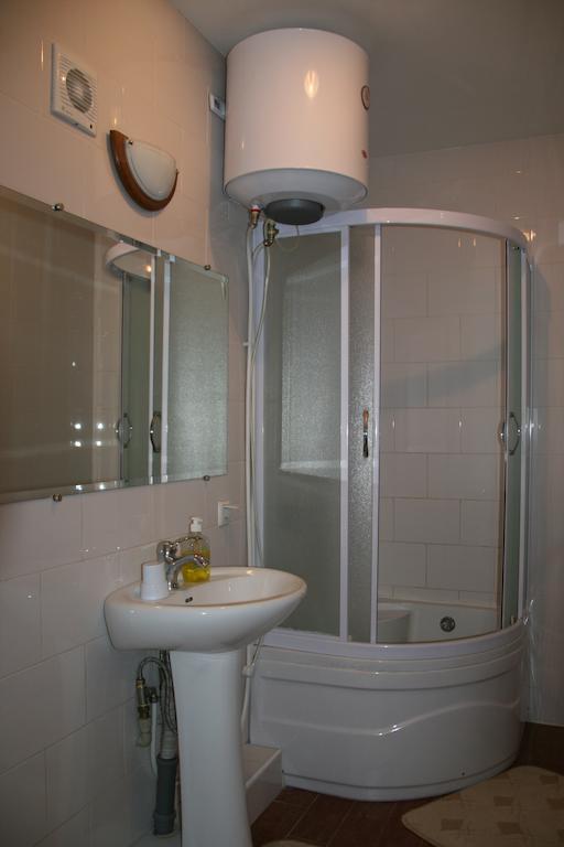 Ekaterininskaya Apartments Odessa Bilik gambar