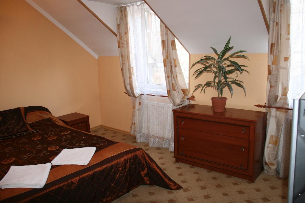 Ekaterininskaya Apartments Odessa Bilik gambar